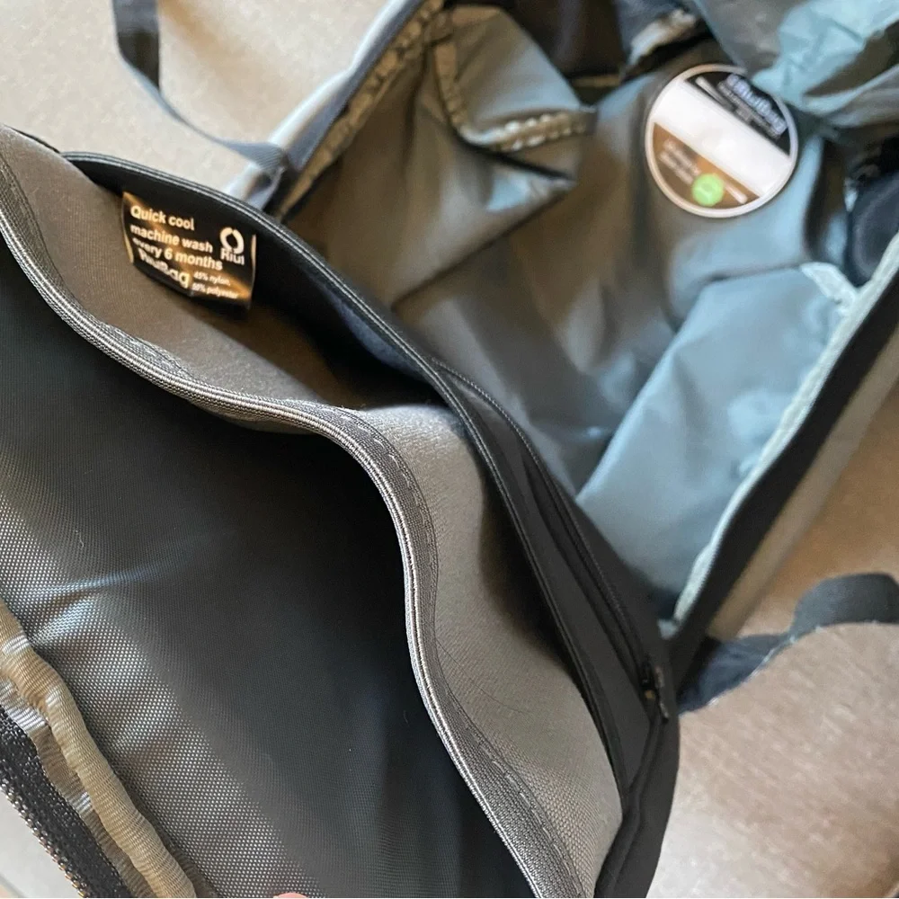 RIUTBAG Safer City Travel Backpack in Grey & Black